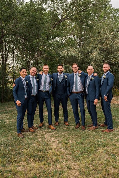 groom and groomsmen navy suits.